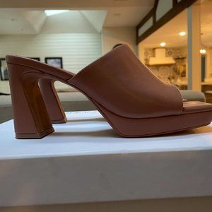 Jeffrey Campbell Caviar Mule, LIKE NEW